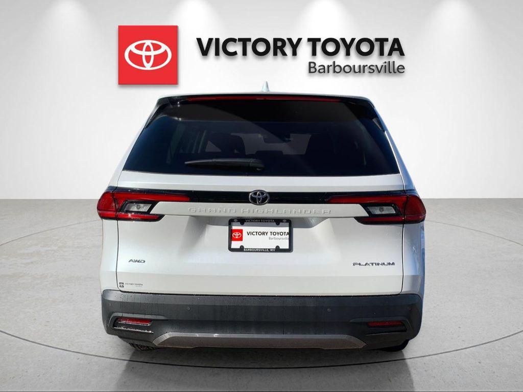 new 2026 Toyota Grand Highlander car