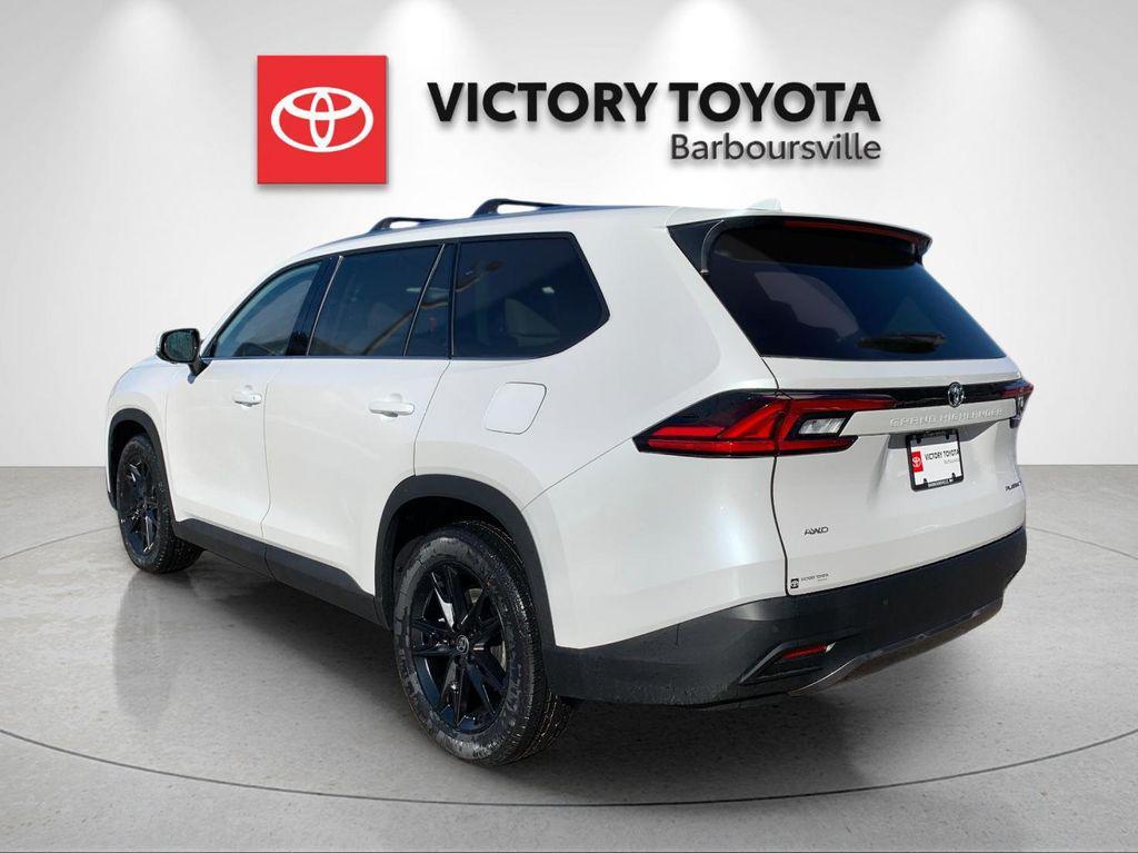 new 2026 Toyota Grand Highlander car