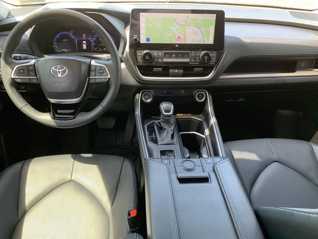 used 2025 Toyota Grand Highlander car, priced at $56,588