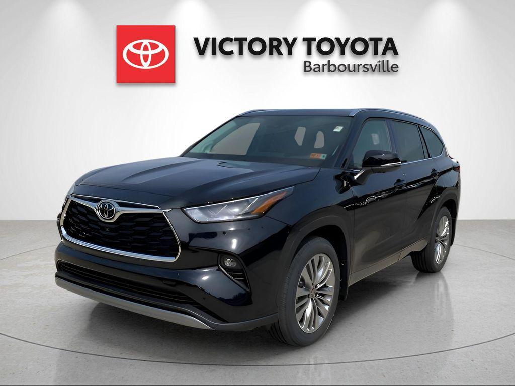 new 2025 Toyota Highlander car, priced at $51,498