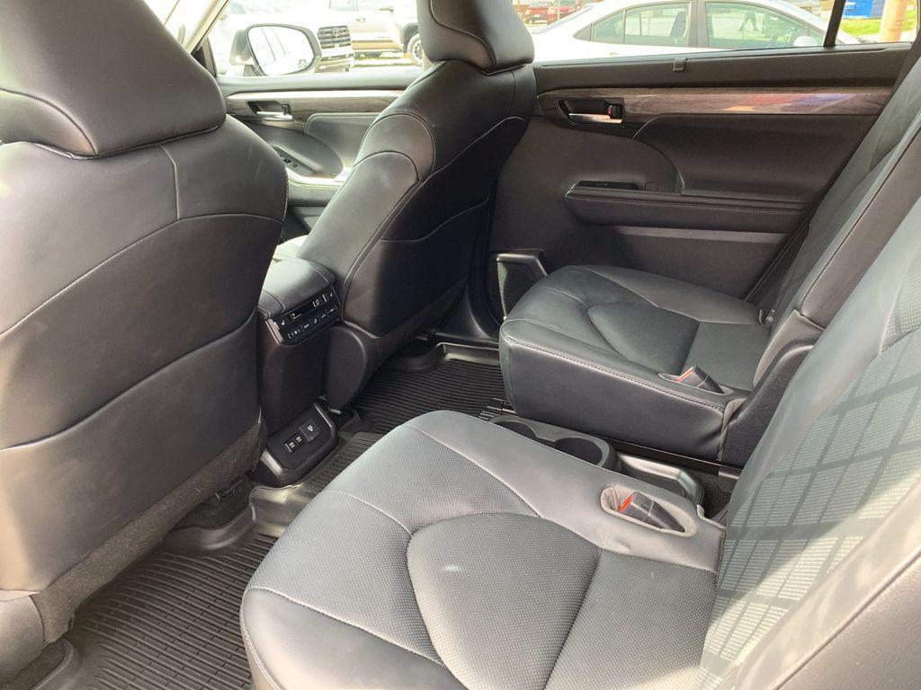 used 2020 Toyota Highlander car, priced at $35,988