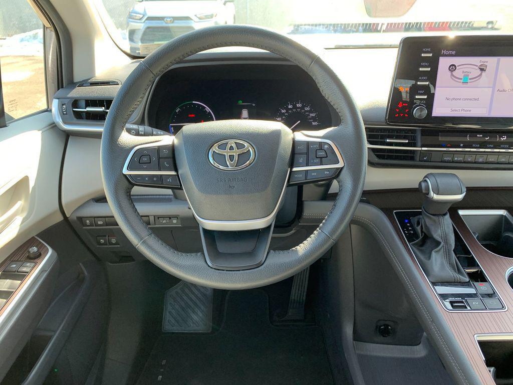 used 2024 Toyota Sienna car, priced at $44,988