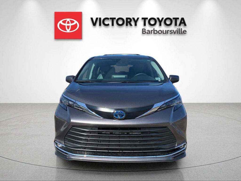 used 2024 Toyota Sienna car, priced at $44,988