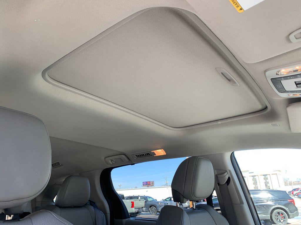 used 2024 Toyota Sienna car, priced at $44,988
