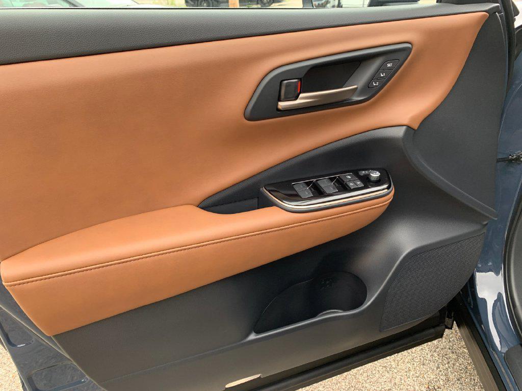 new 2026 Toyota Crown Signia car, priced at $43,387