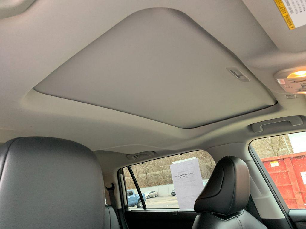 used 2022 Toyota Highlander car, priced at $32,988