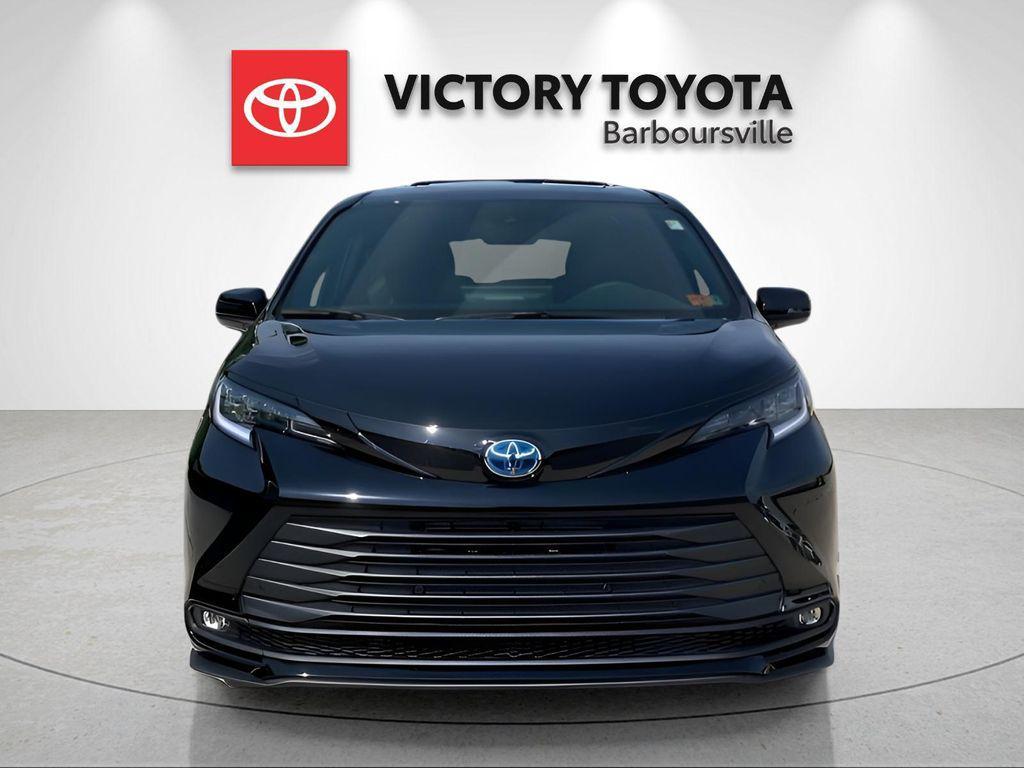 used 2025 Toyota Sienna car, priced at $52,588