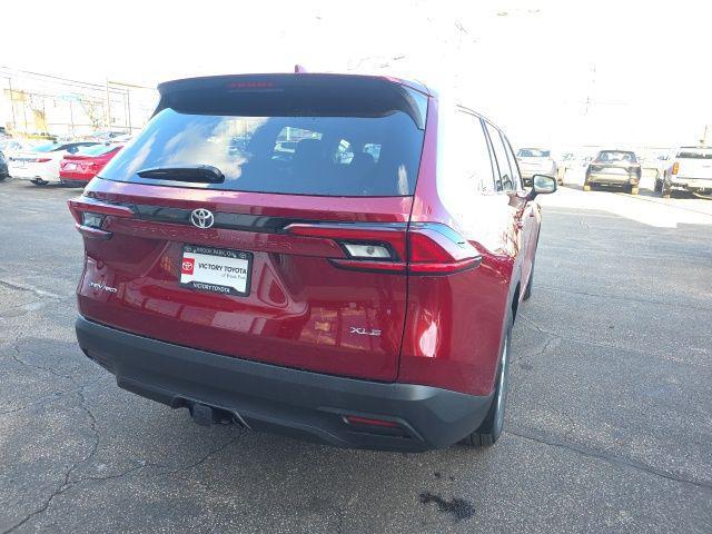 new 2026 Toyota Grand Highlander Hybrid car