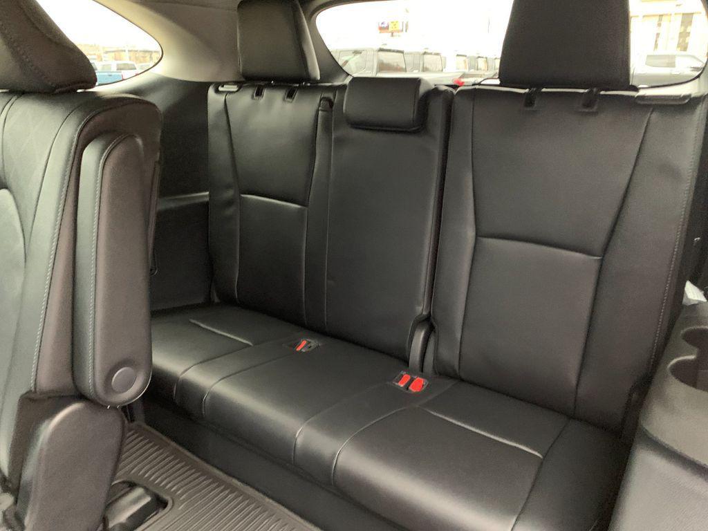 new 2026 Toyota Highlander Hybrid car