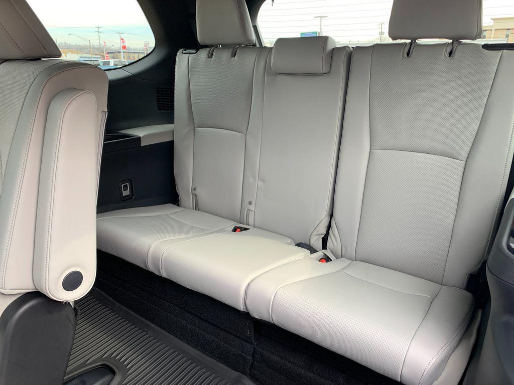 new 2026 Toyota Grand Highlander Hybrid car