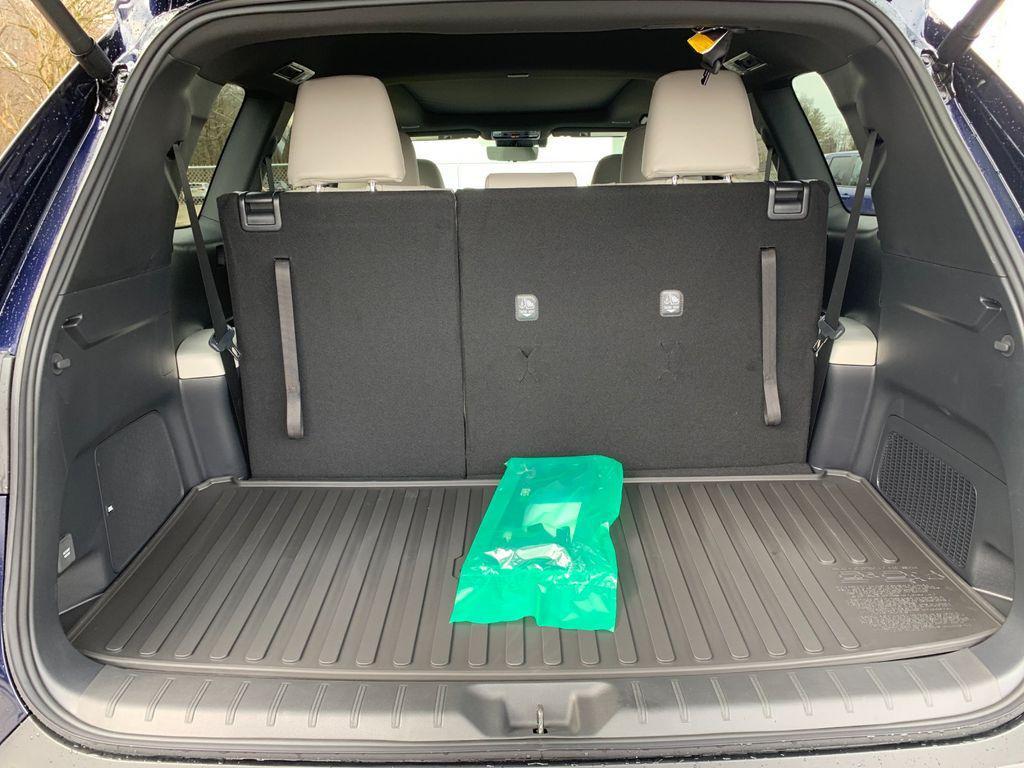 new 2026 Toyota Grand Highlander Hybrid car