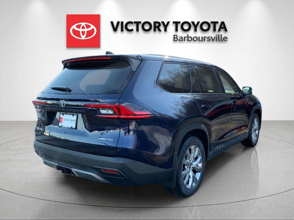 new 2026 Toyota Grand Highlander Hybrid car