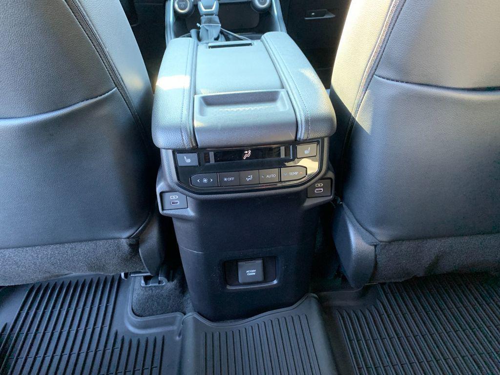 new 2026 Toyota Grand Highlander Hybrid car