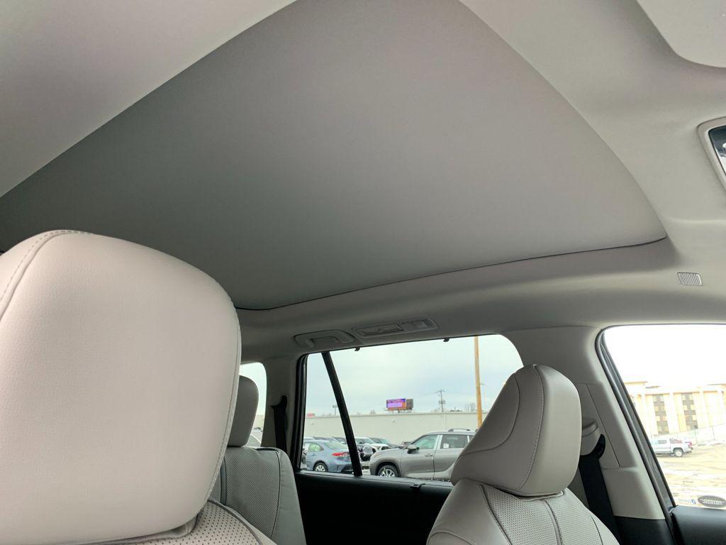 new 2026 Toyota Grand Highlander car