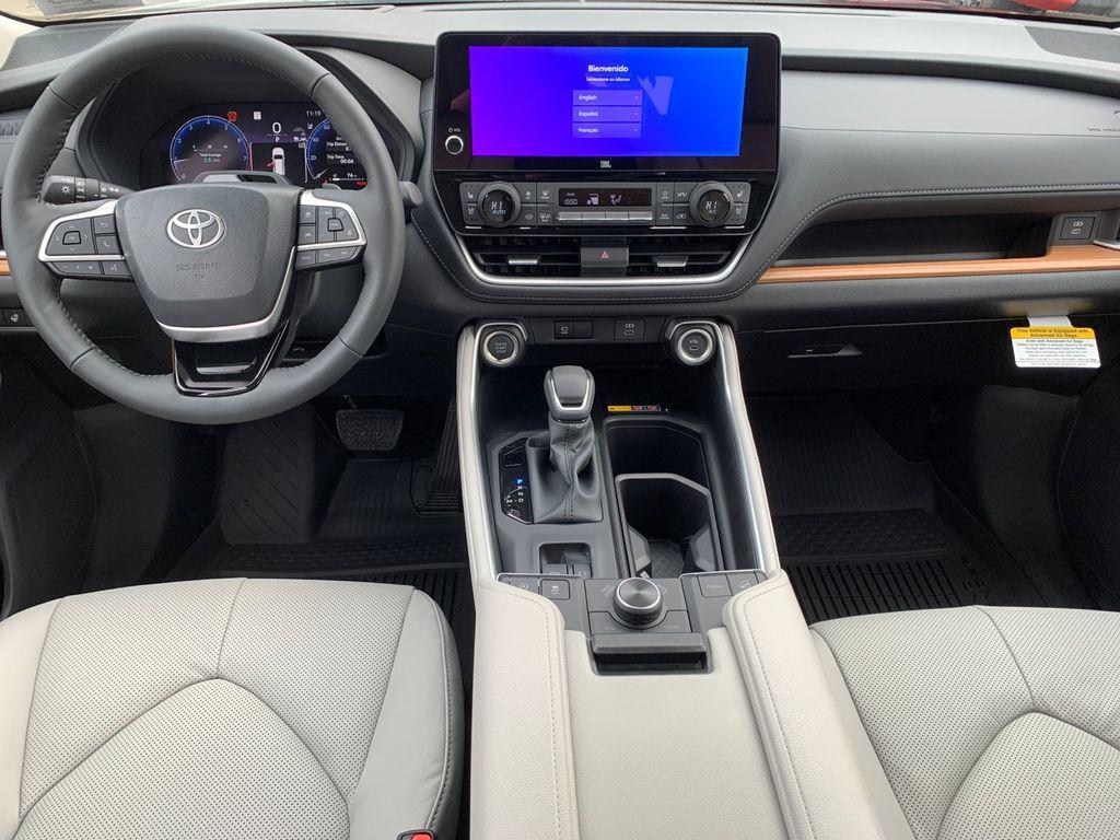 new 2026 Toyota Grand Highlander car