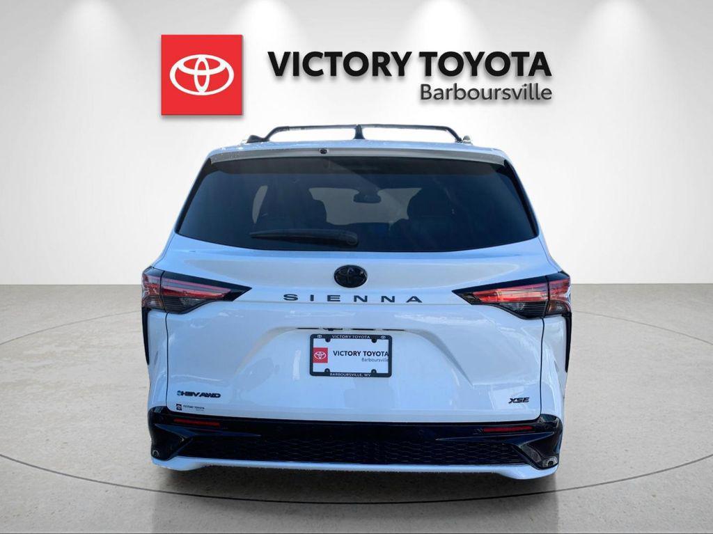 new 2026 Toyota Sienna car