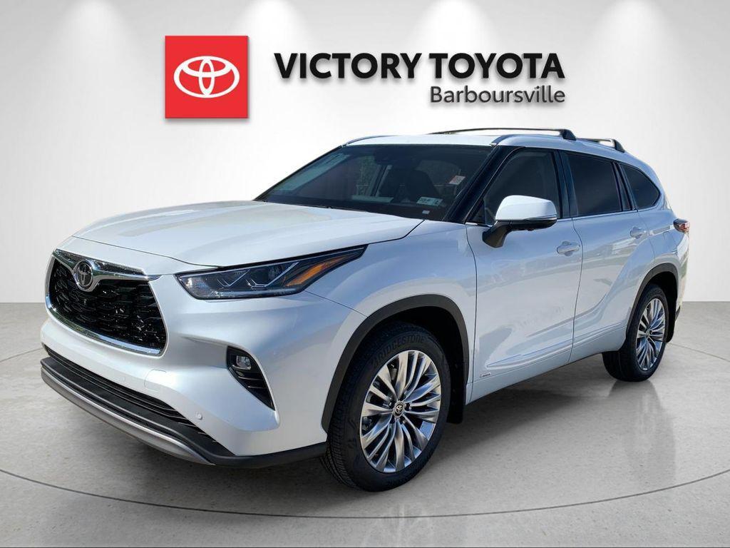 new 2026 Toyota Highlander Hybrid car, priced at $58,418