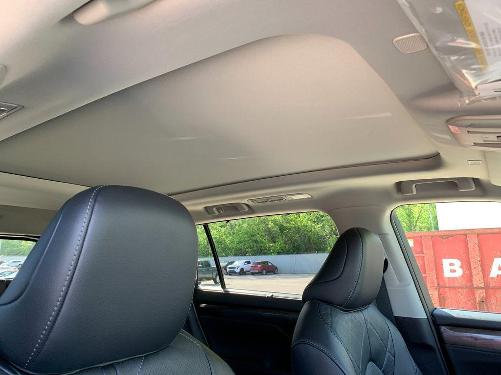 new 2026 Toyota Highlander Hybrid car, priced at $58,418