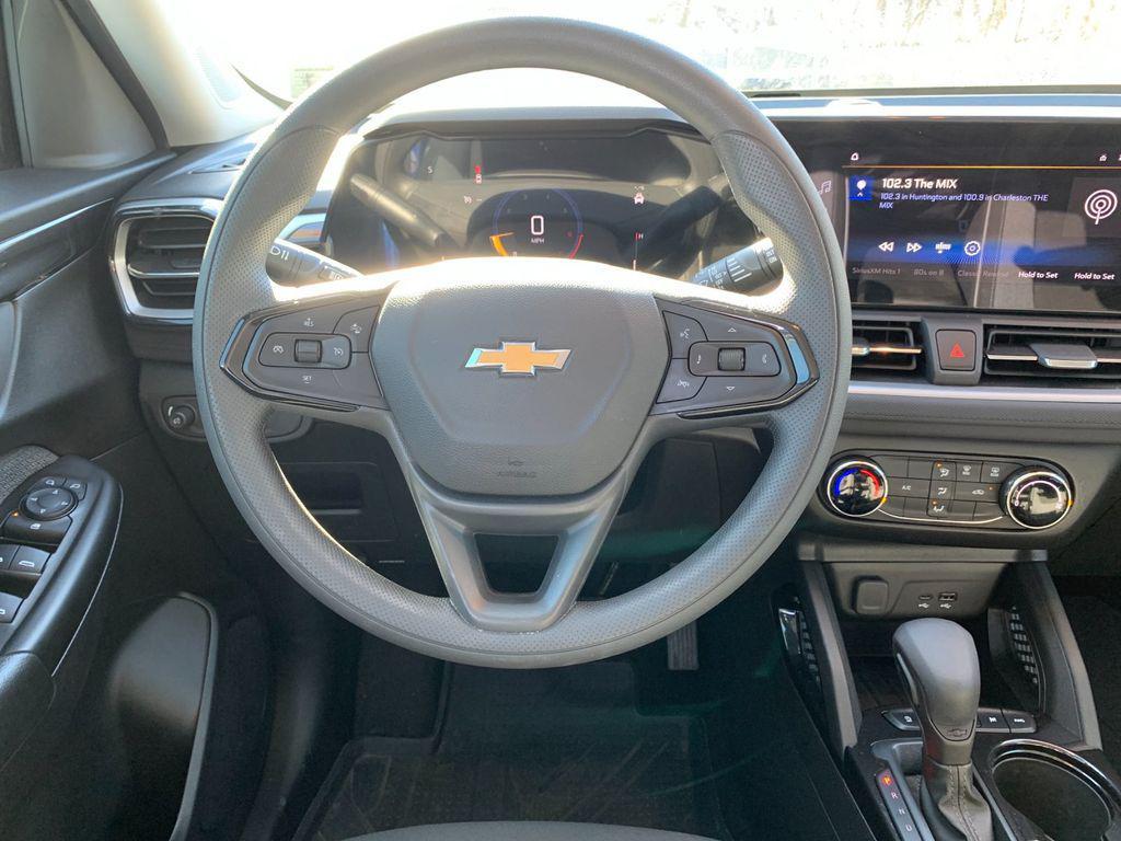 used 2024 Chevrolet TrailBlazer car, priced at $22,988