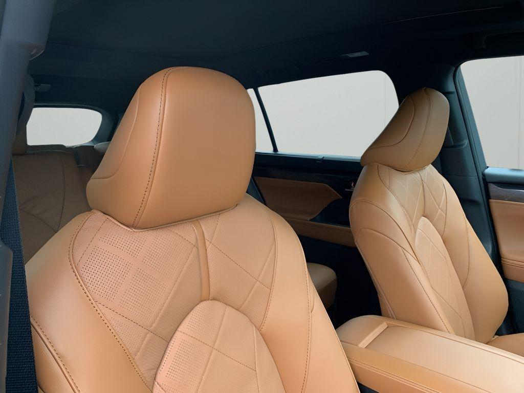 new 2026 Toyota Highlander car, priced at $57,151