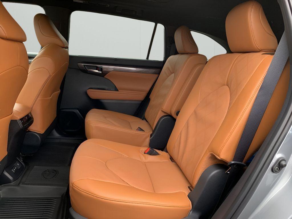 new 2026 Toyota Highlander car, priced at $52,169