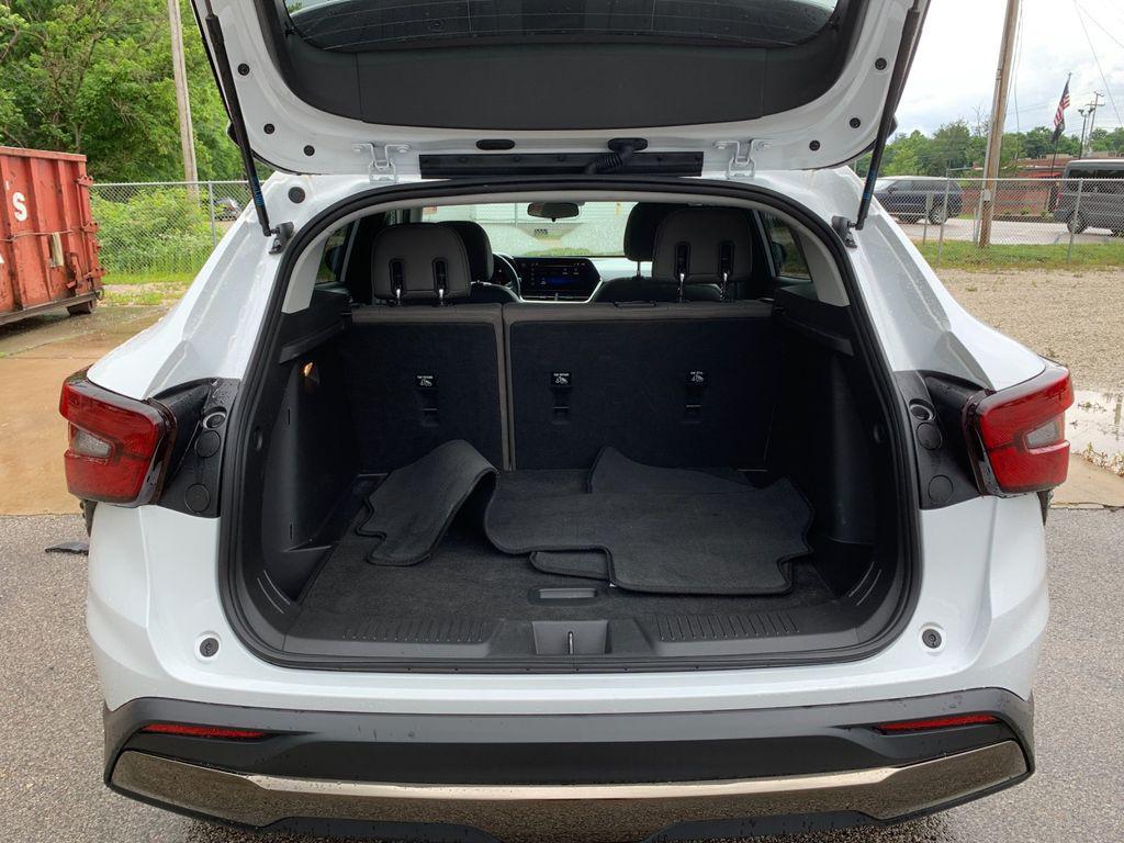 used 2024 Chevrolet Trax car, priced at $22,588