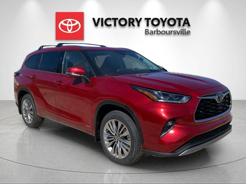 new 2026 Toyota Highlander Hybrid car