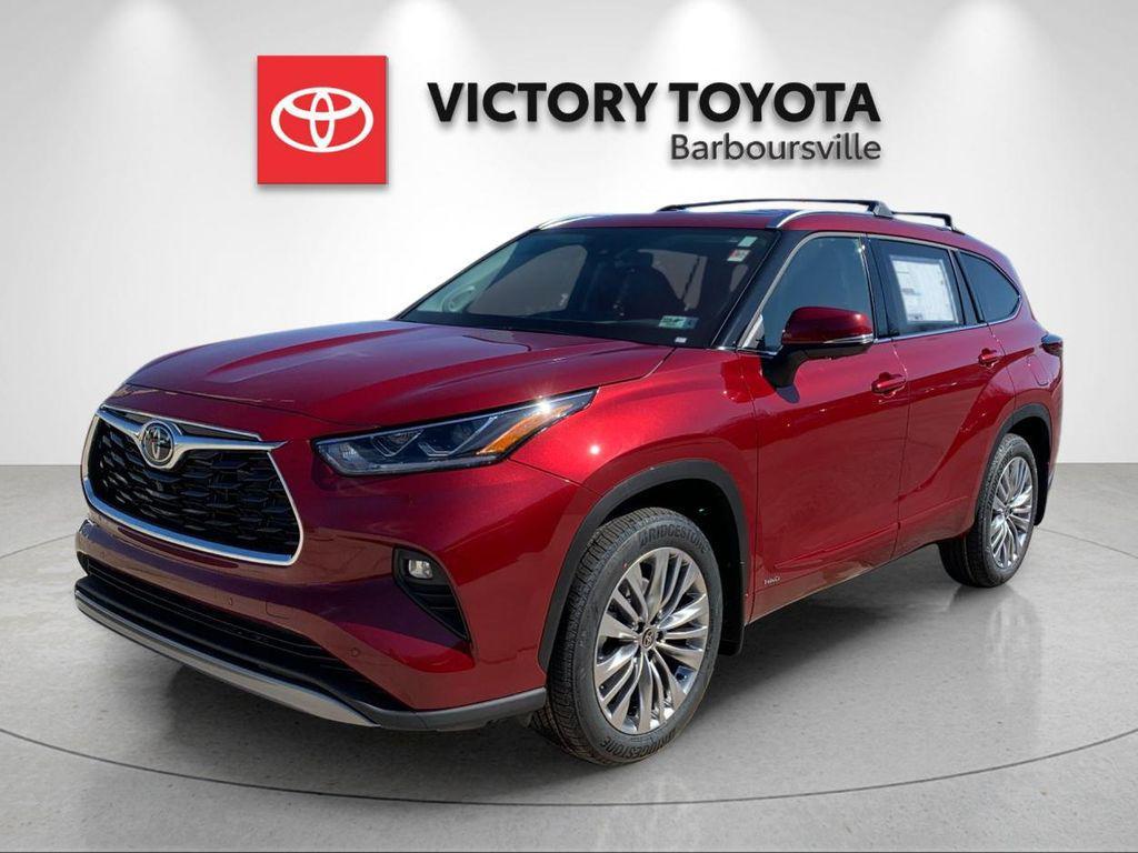 new 2026 Toyota Highlander Hybrid car