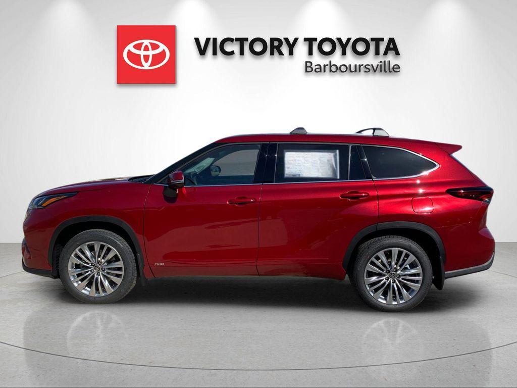 new 2026 Toyota Highlander Hybrid car