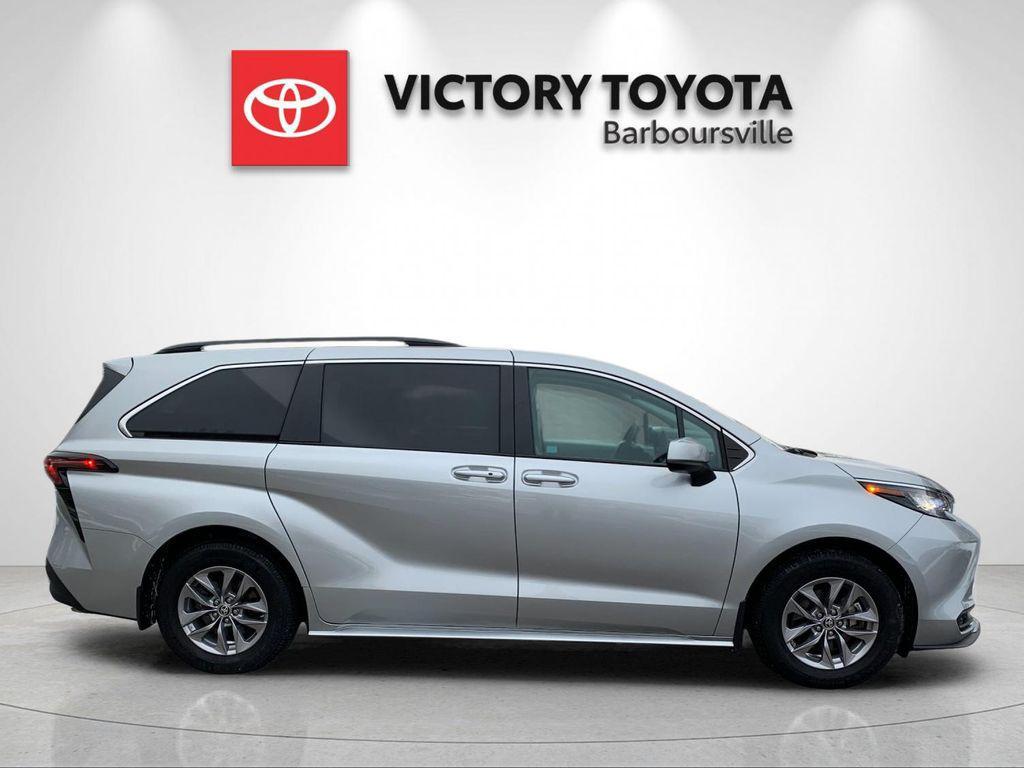 used 2023 Toyota Sienna car, priced at $34,588
