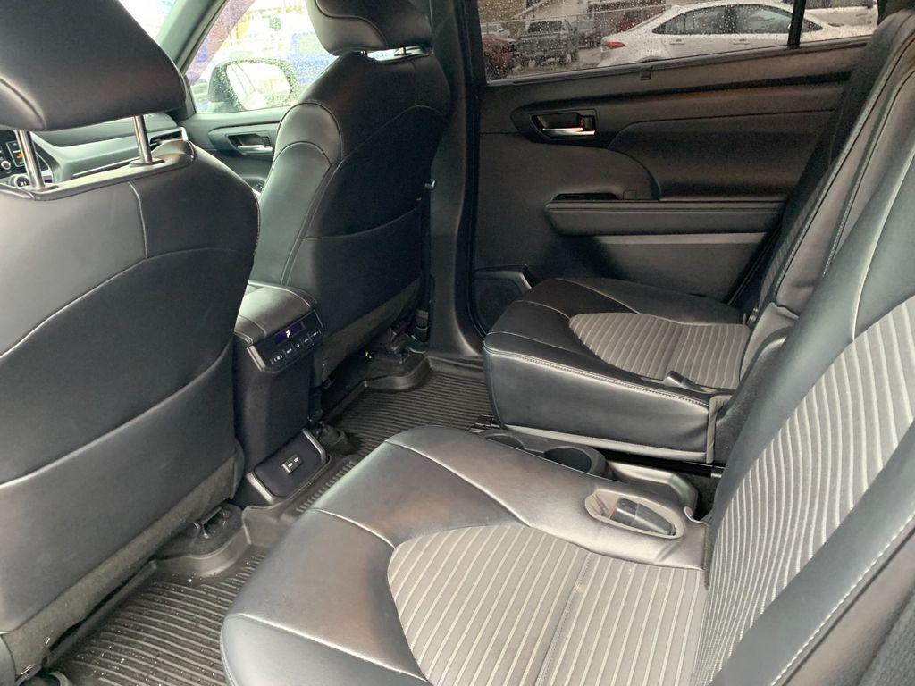 used 2022 Toyota Highlander car, priced at $32,588