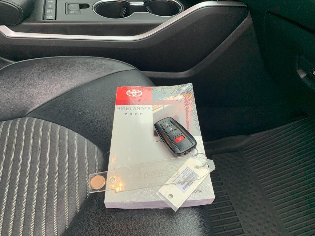 used 2022 Toyota Highlander car, priced at $32,588