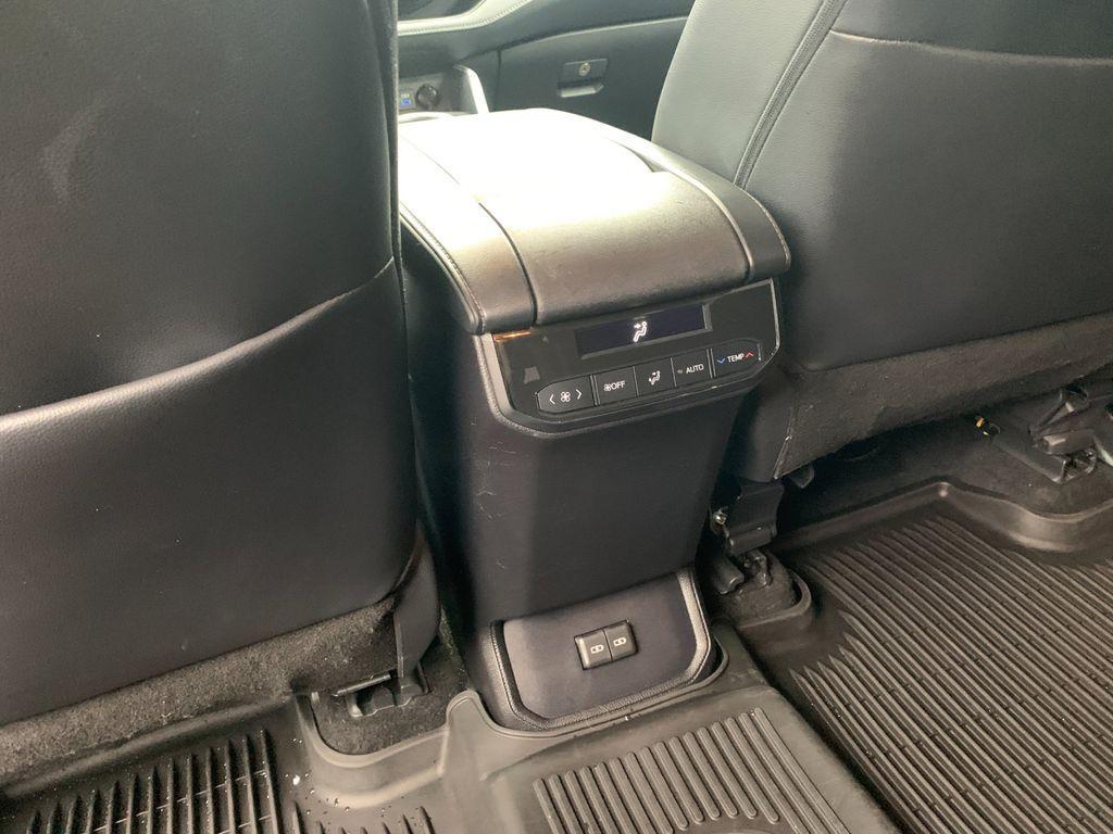 used 2022 Toyota Highlander car, priced at $32,588