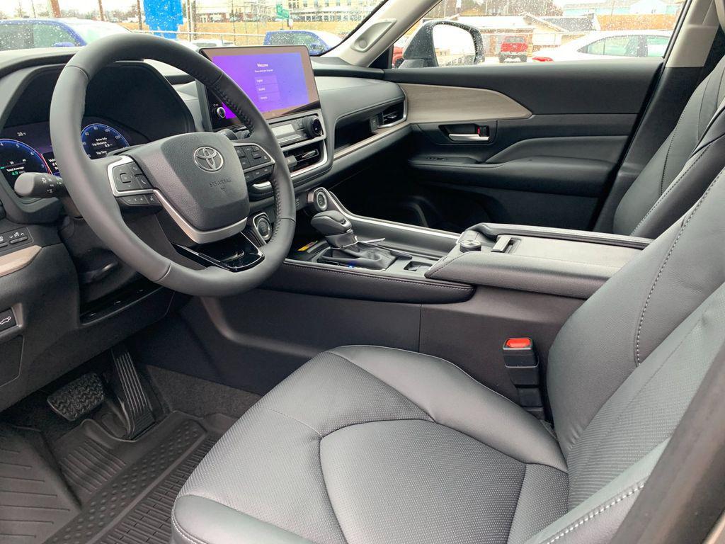 new 2026 Toyota Grand Highlander car