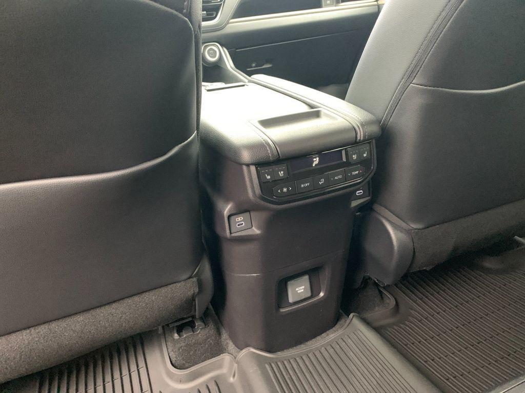 new 2026 Toyota Grand Highlander car