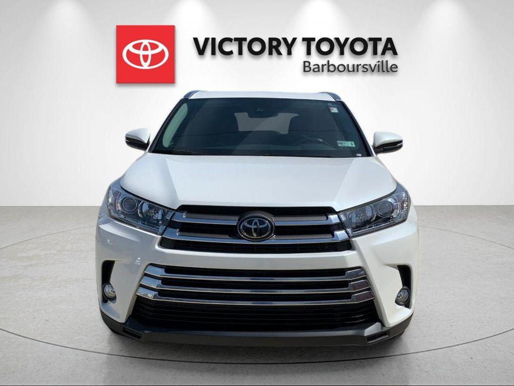 used 2018 Toyota Highlander car, priced at $26,588