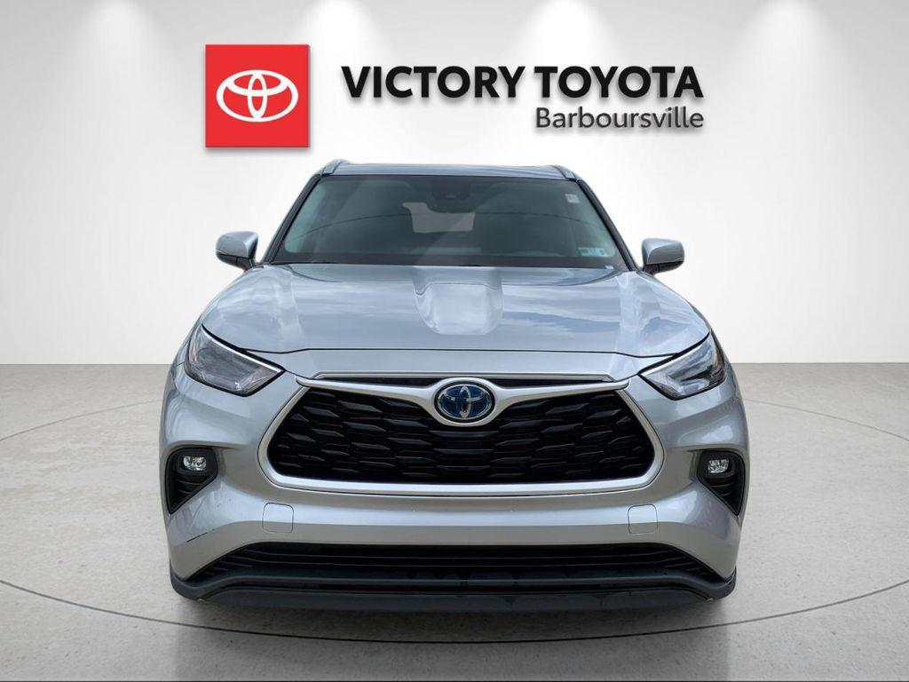 used 2022 Toyota Highlander Hybrid car, priced at $29,988