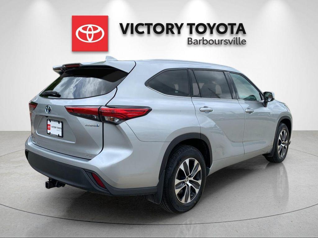 used 2022 Toyota Highlander Hybrid car, priced at $29,988