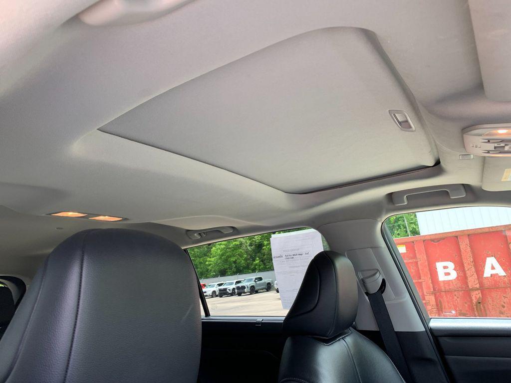 used 2022 Toyota Highlander Hybrid car, priced at $29,988