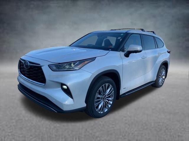 new 2025 Toyota Highlander Hybrid car, priced at $58,216