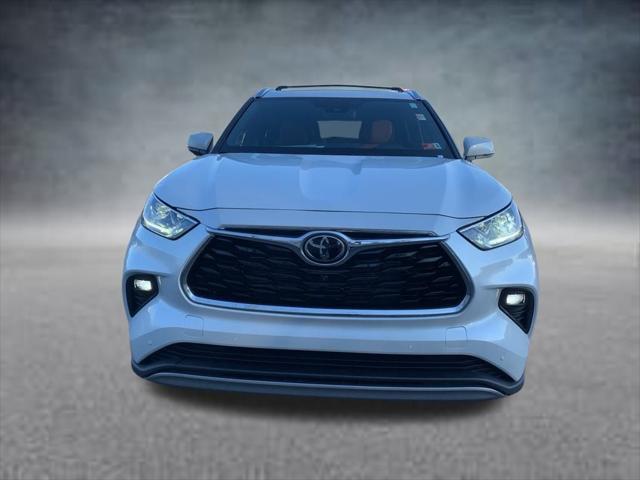 new 2025 Toyota Highlander Hybrid car, priced at $58,216