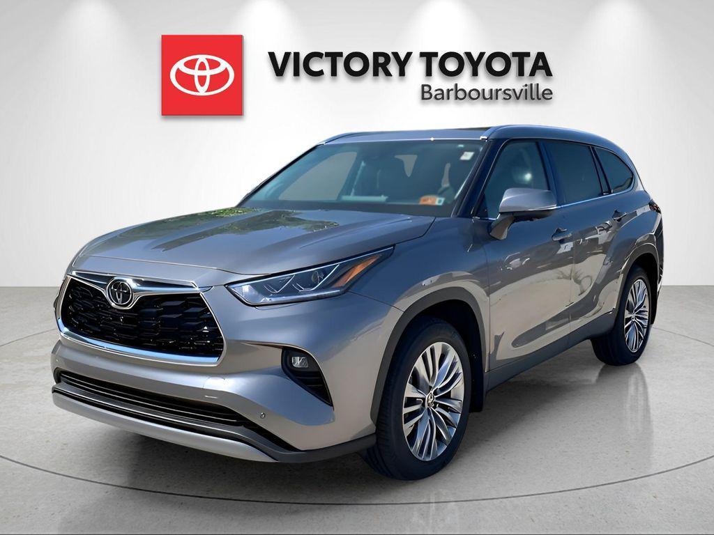 new 2025 Toyota Highlander car, priced at $52,523