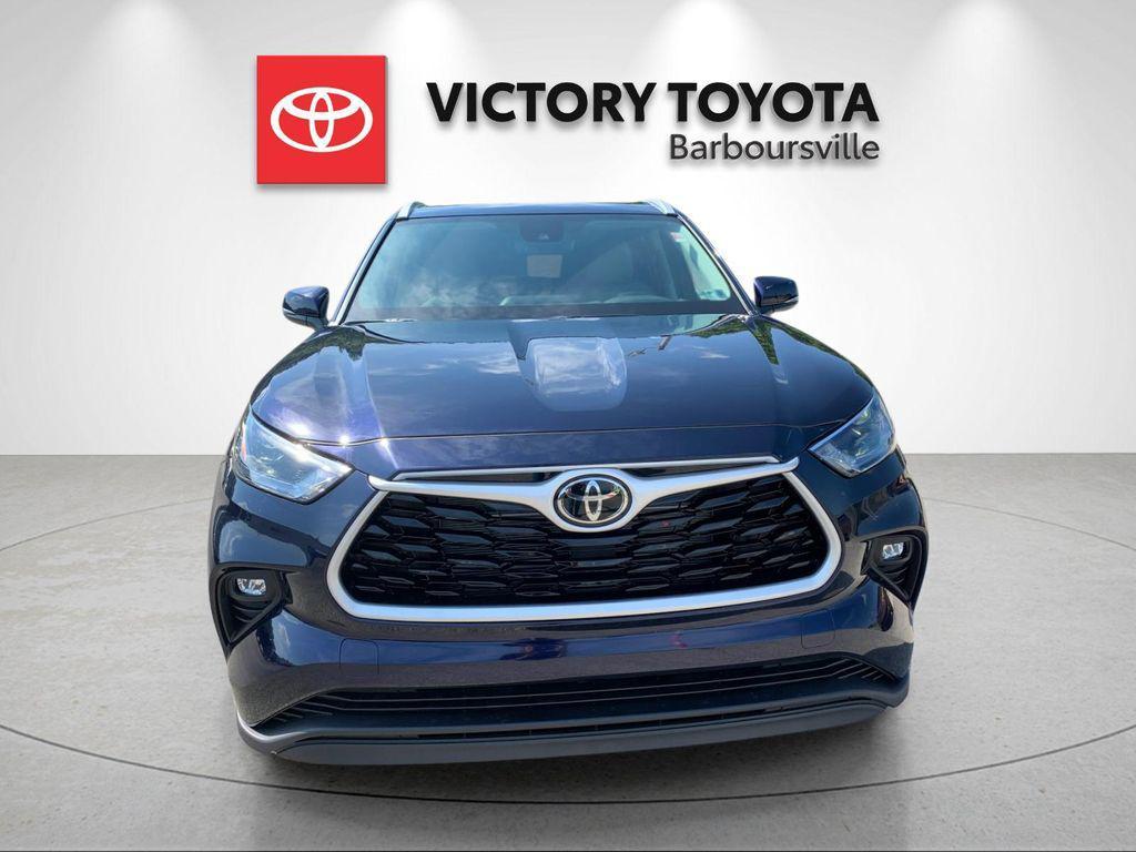new 2026 Toyota Highlander Hybrid car, priced at $49,603