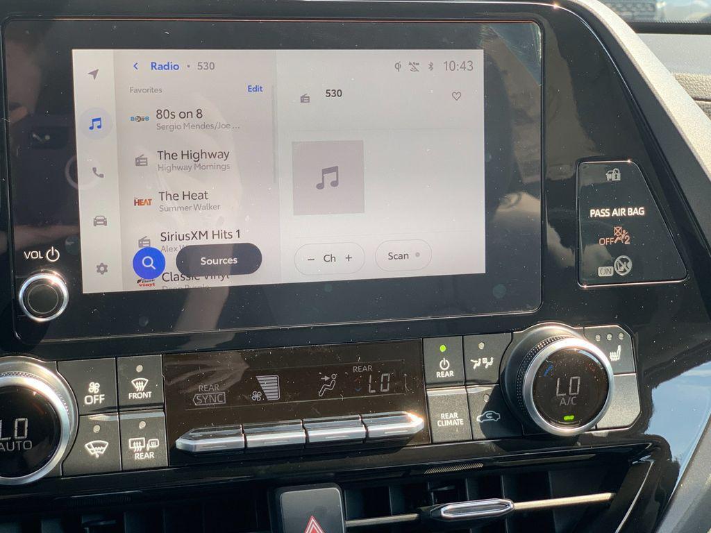 new 2026 Toyota Highlander Hybrid car, priced at $49,603