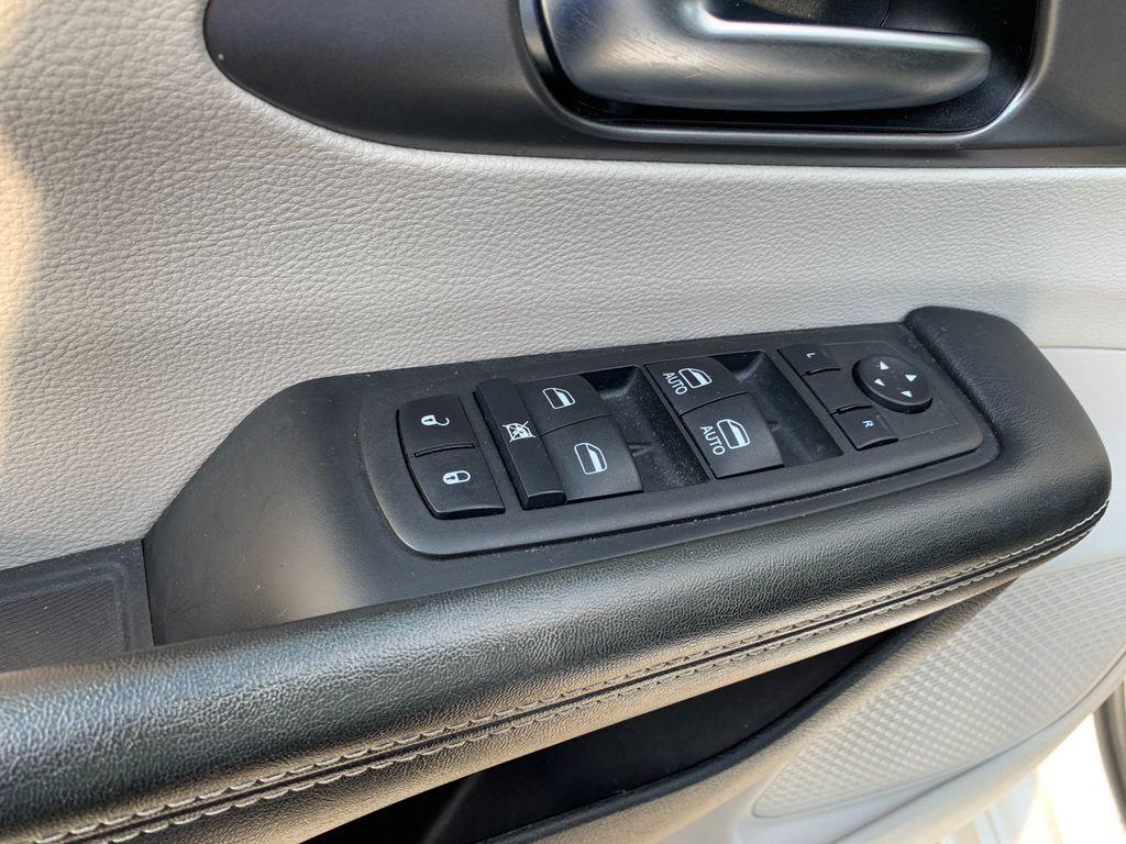 used 2022 Chrysler Pacifica car, priced at $20,988