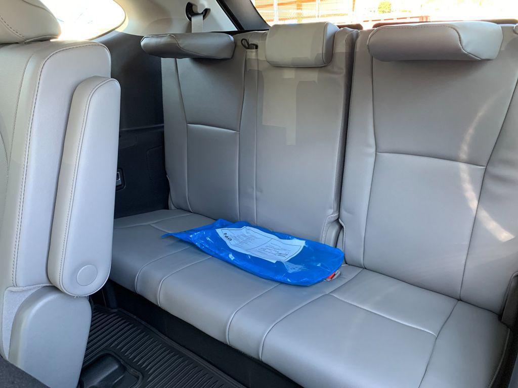 new 2026 Toyota Highlander Hybrid car