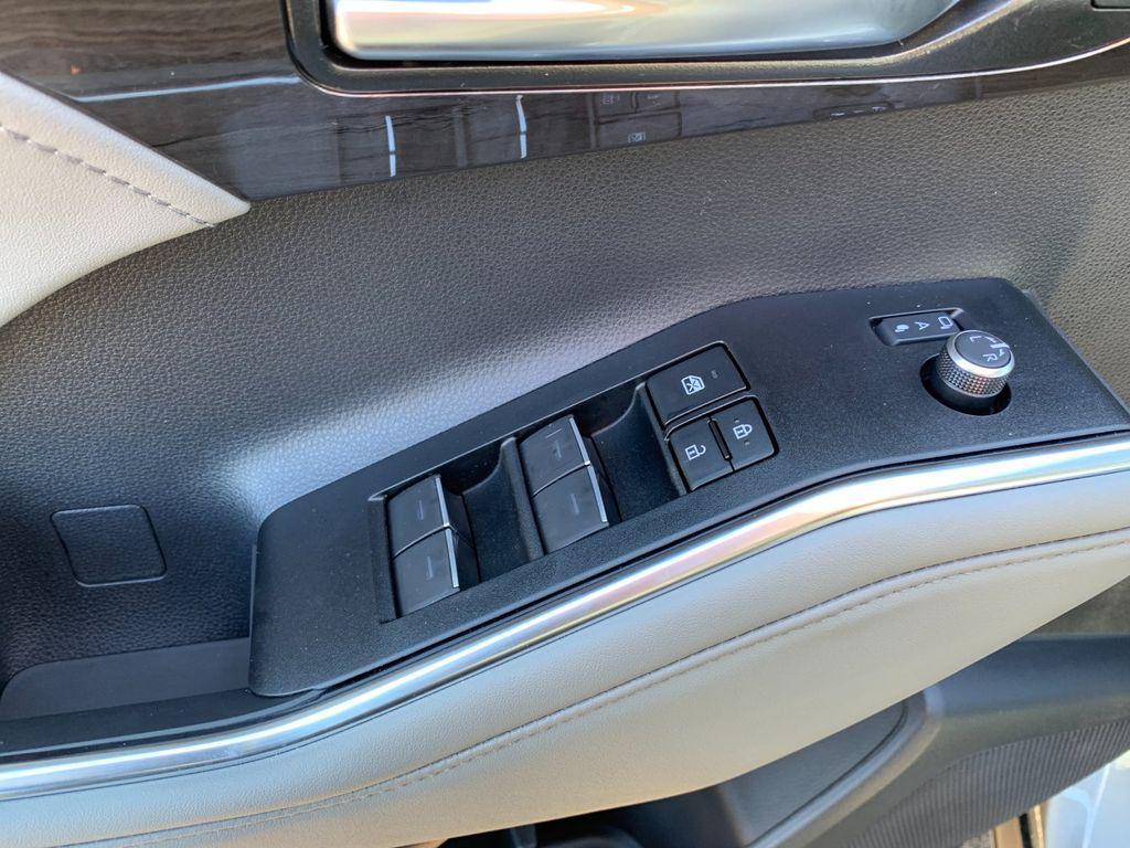 new 2026 Toyota Highlander Hybrid car