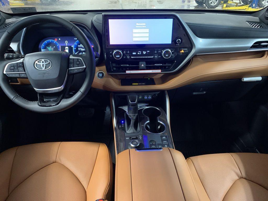 new 2026 Toyota Highlander car, priced at $52,358