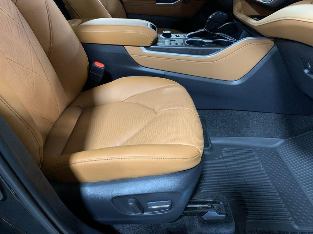 new 2026 Toyota Highlander car, priced at $52,358