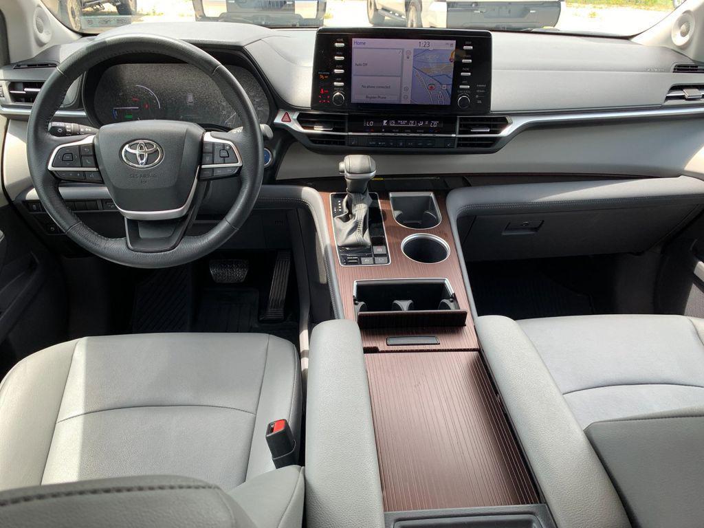 used 2024 Toyota Sienna car, priced at $45,988